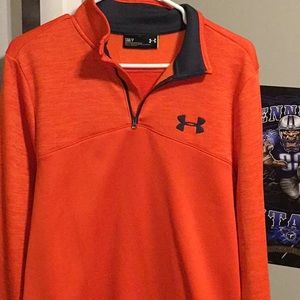 Under Armour pullover